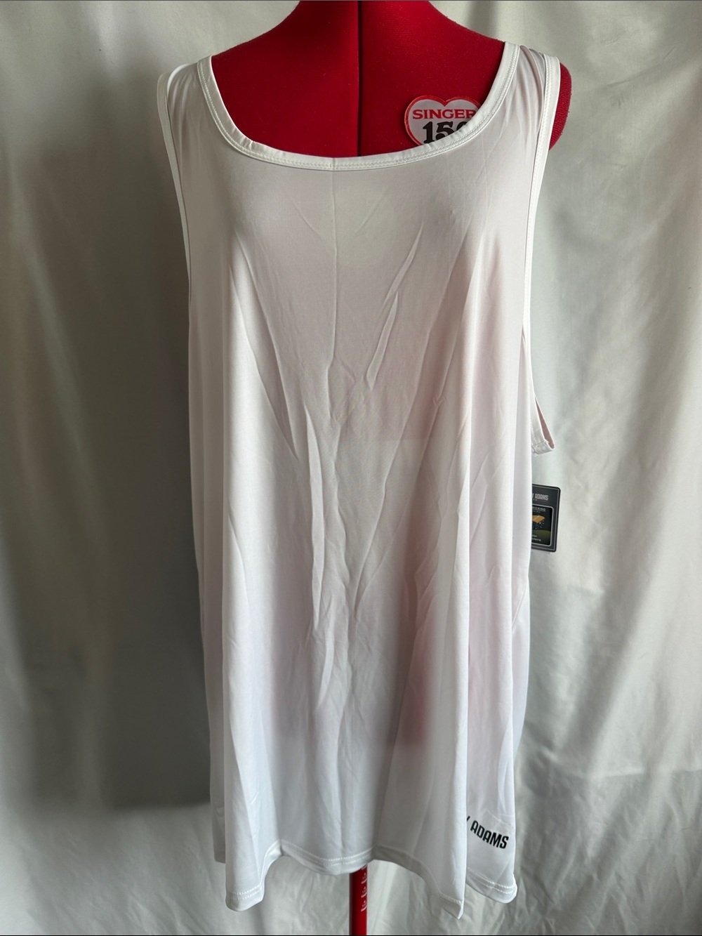 Stacy Adams White Scoop Neck Sleeveless Tank